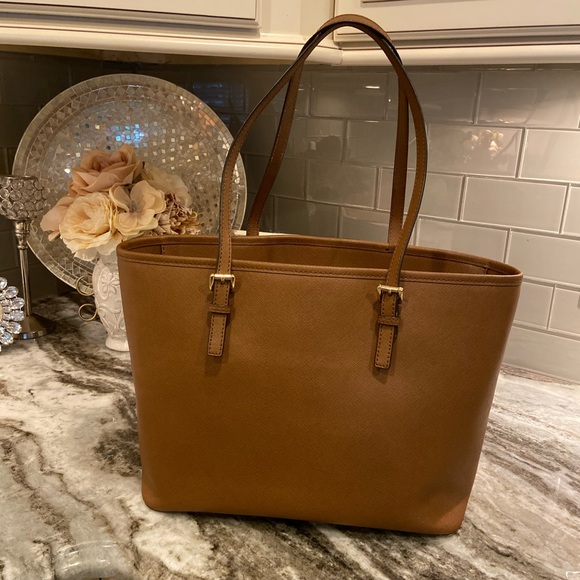 MICHAEL KORS Jet Set Travel Multifunctional Tote - Picture 4 of 12